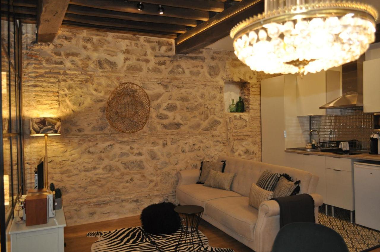 Lofts Amantes De Toledo- Loft Alcazar Apartment Luaran gambar